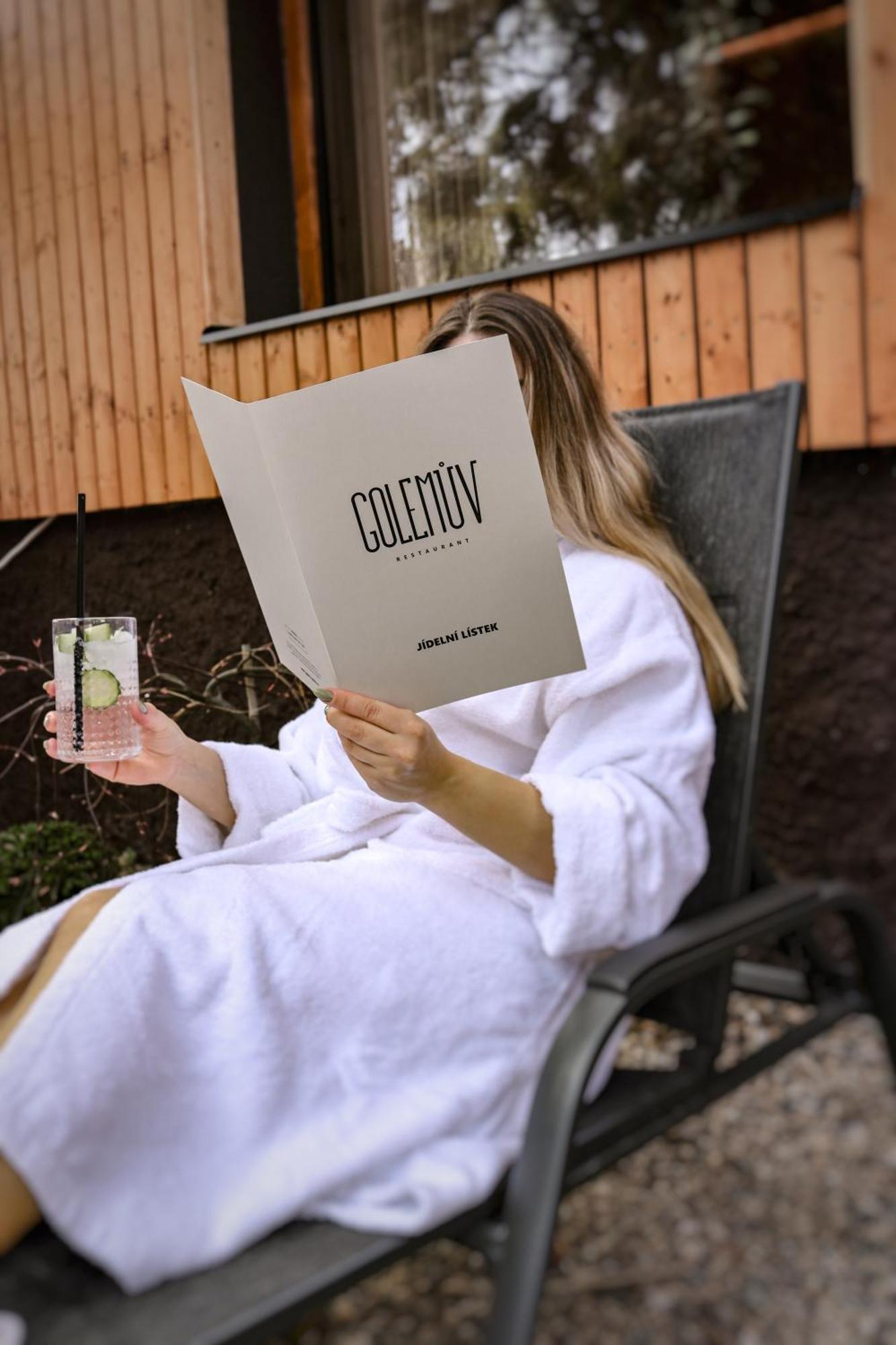 Golden Golem Hotel & Spa Prague Exterior photo