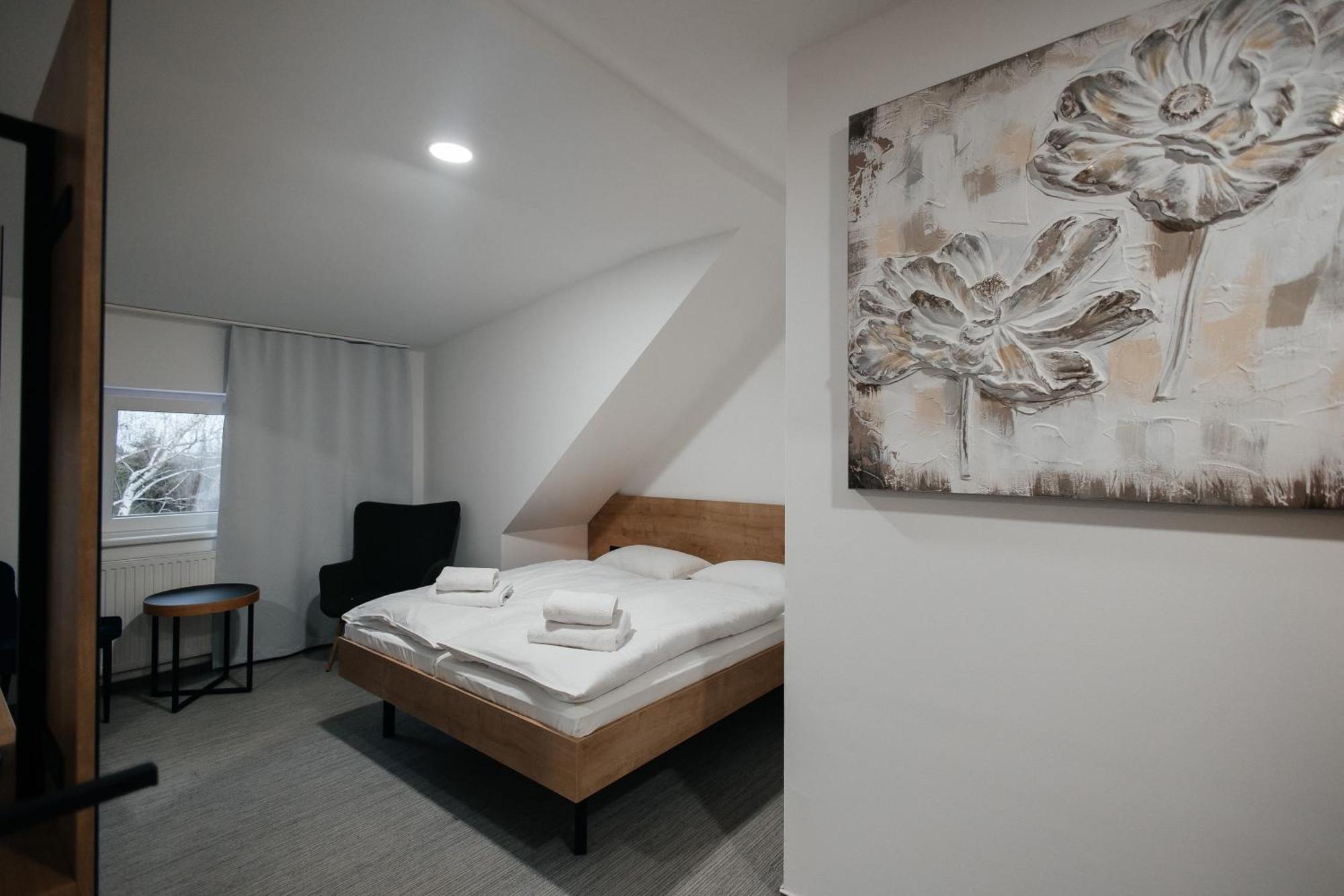 Golden Golem Hotel & Spa Prague Exterior photo
