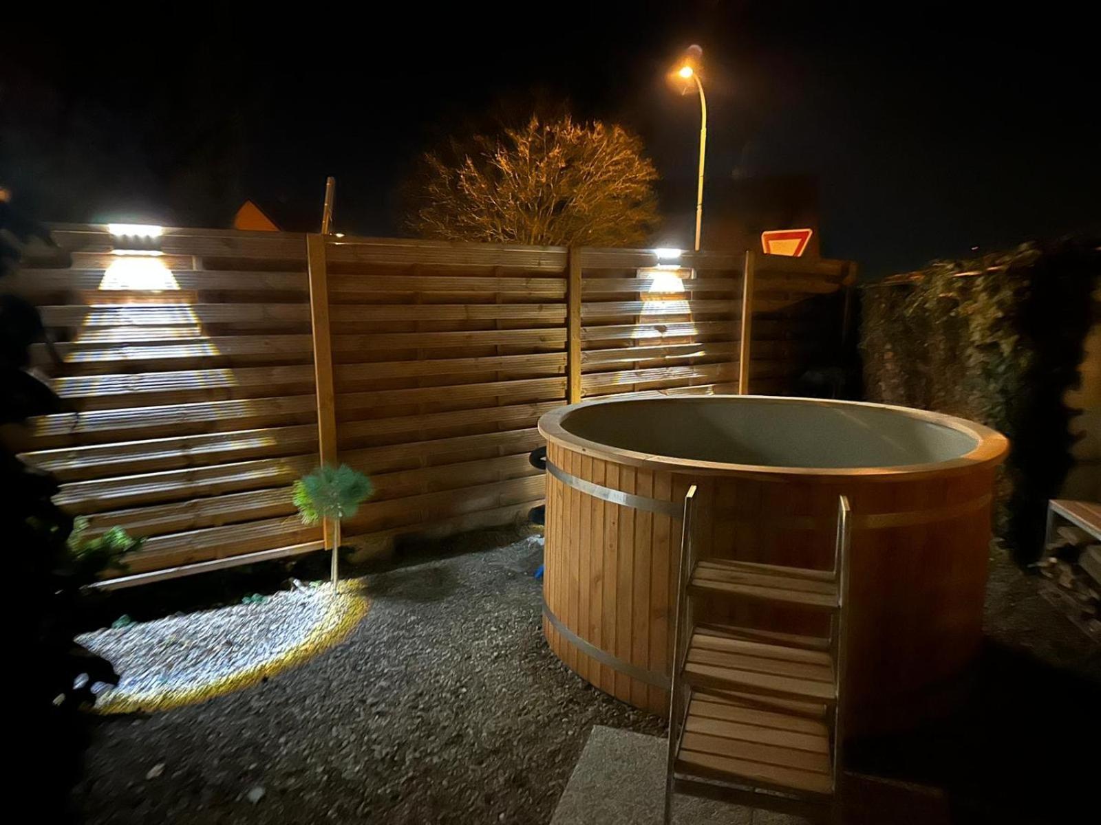 Golden Golem Hotel & Spa Prague Exterior photo