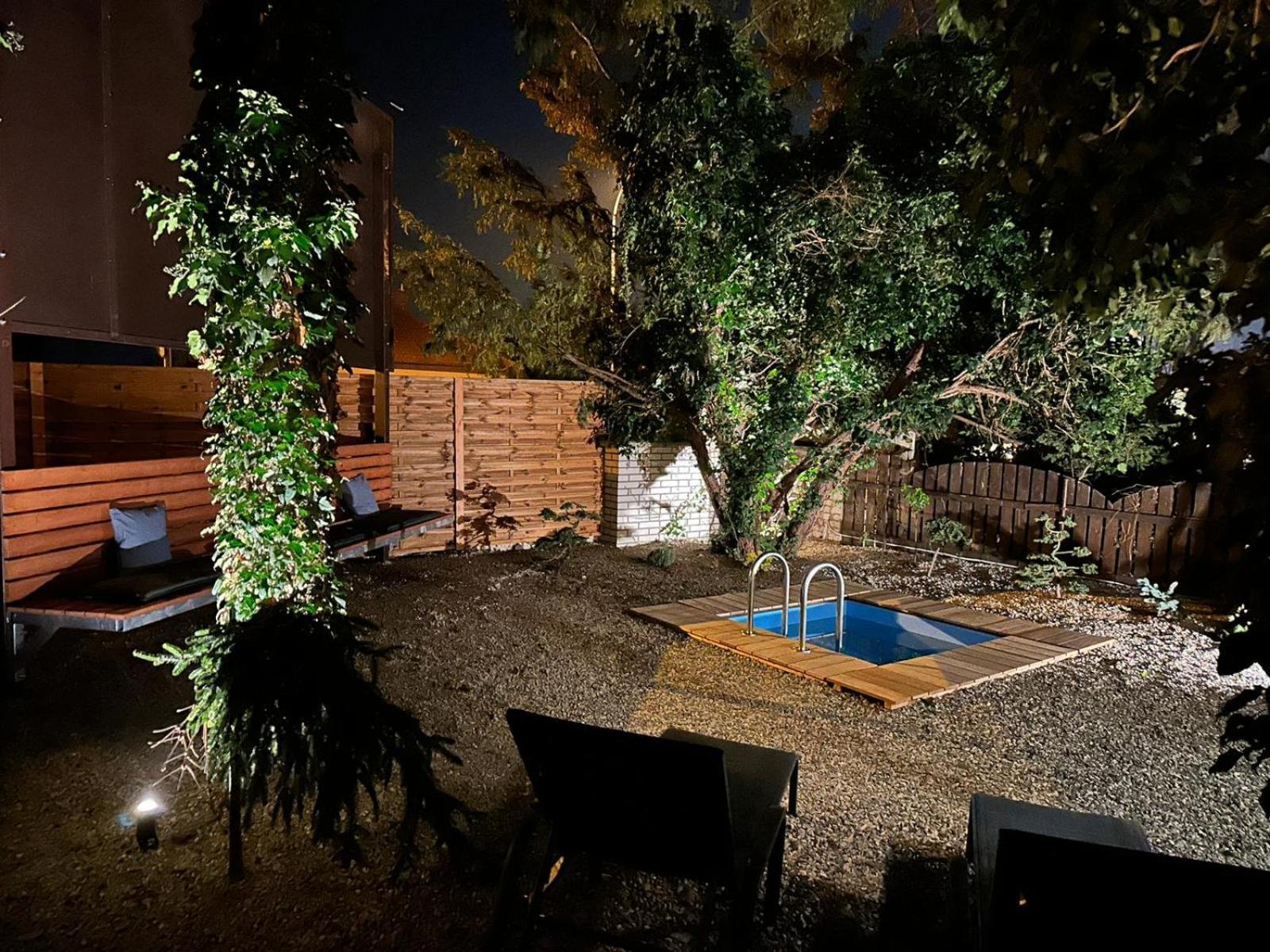 Golden Golem Hotel & Spa Prague Exterior photo